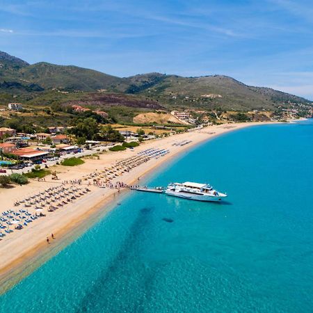 Villa Kira Τραπεζάκι Εξωτερικό φωτογραφία